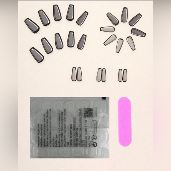 Super Cute 24 Matte Long Cartoon Designed Coffin Shaped Press On Nails, Kit - Picture 3 of 3